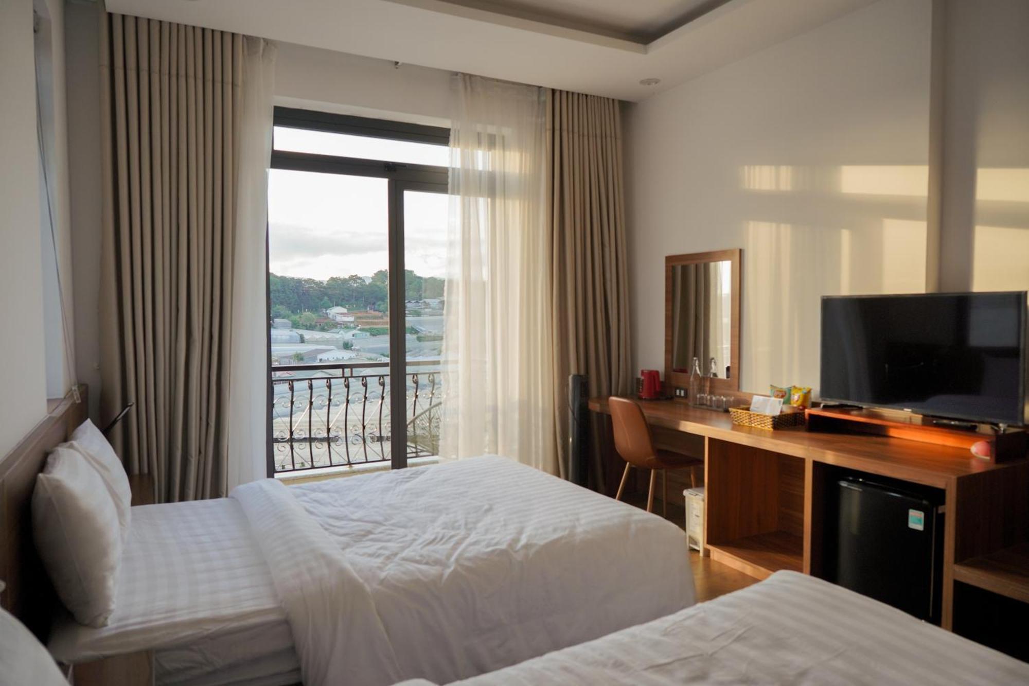 Hotel The Elegant Dalat Exterior foto