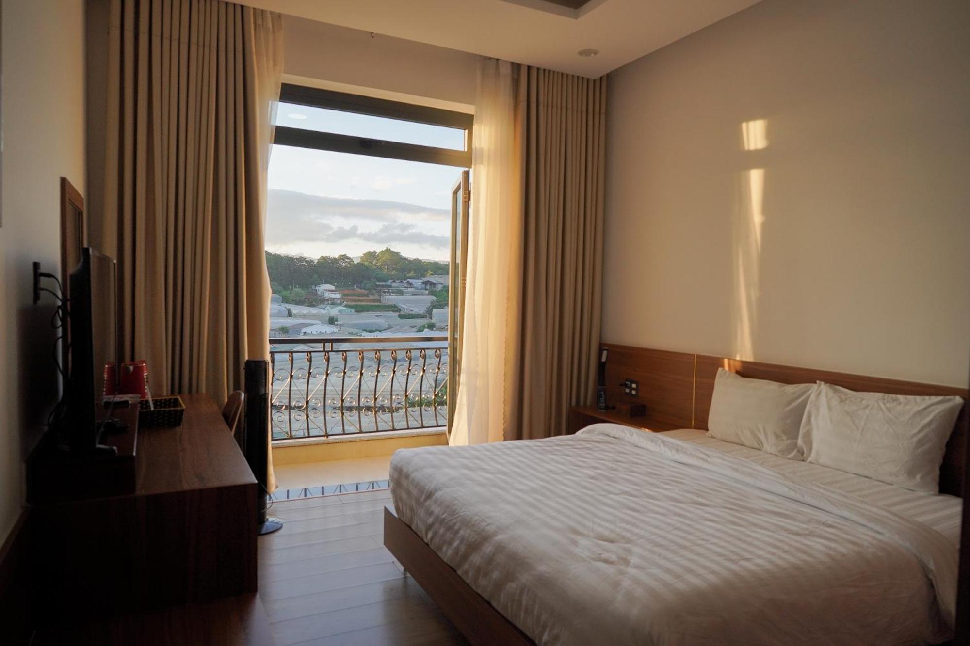 Hotel The Elegant Dalat Exterior foto