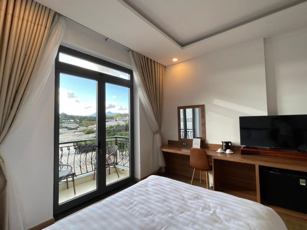 Hotel The Elegant Dalat Exterior foto