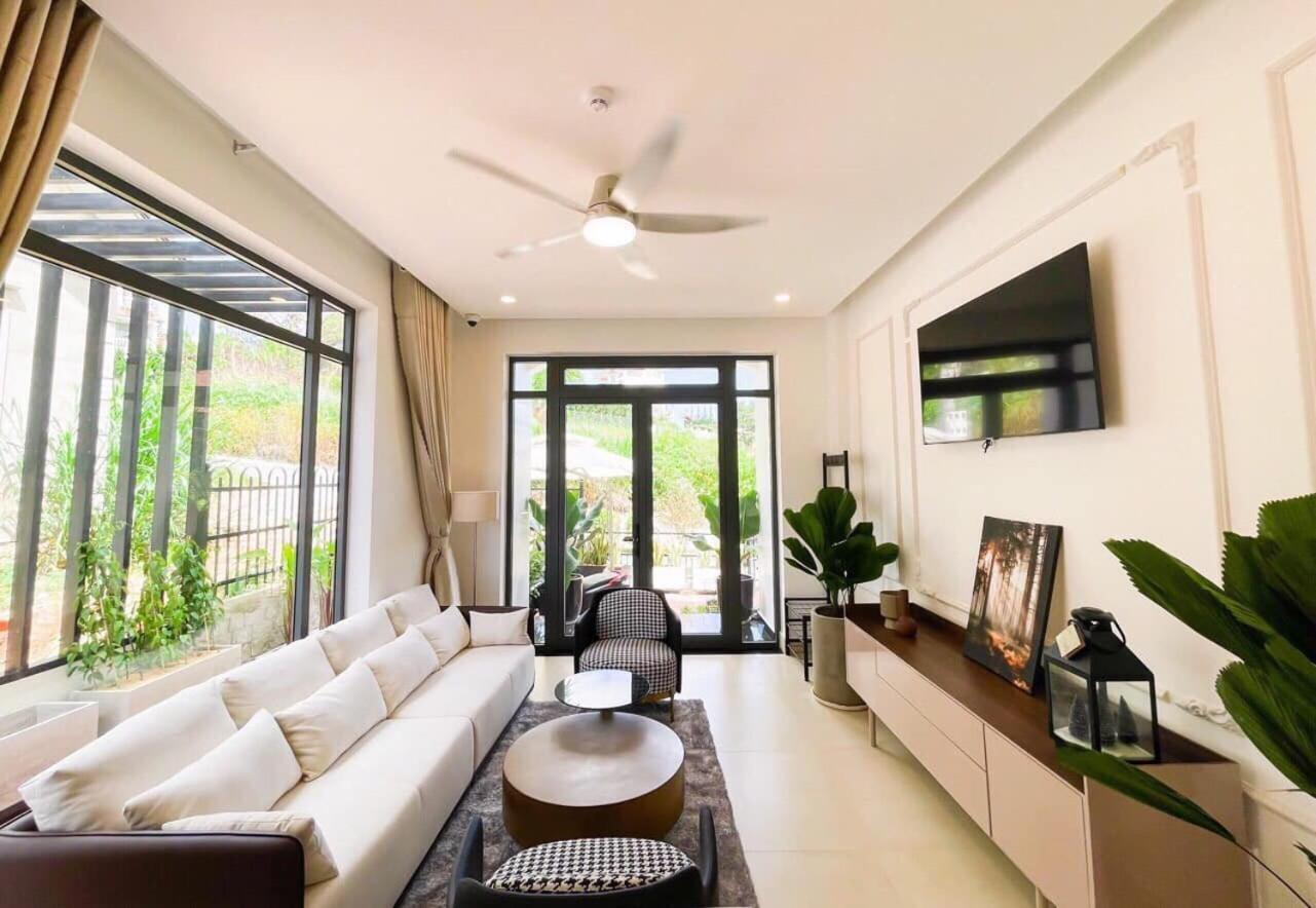 Hotel The Elegant Dalat Exterior foto